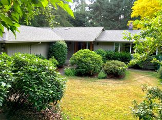 11645 NE Sunset Loop, Bainbridge Island, WA 98110