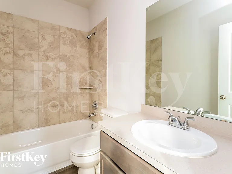 14705 Country Club Dr — Photo 13