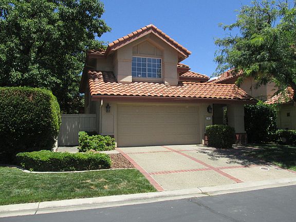 3rd image of 101 Big Springs Dr