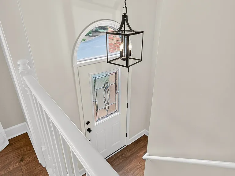 131 Carriage Ct — Photo 19