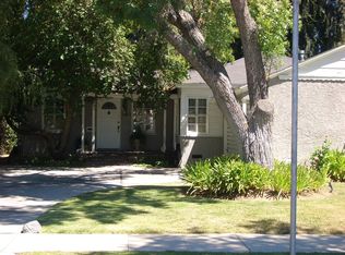 18771 Redwing St, Tarzana, CA 91356