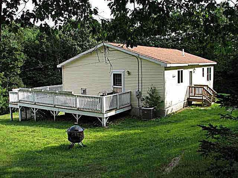 2nd image of 437 Beattie Hollow Road