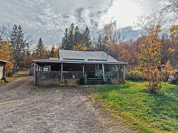 3rd image of 1367 Four Mile Lake Rd