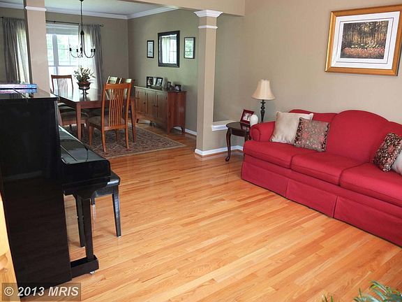 3rd image of 23274 Jenifer Ct