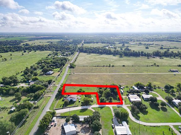 3rd image of 39557 Mount Zion Rd