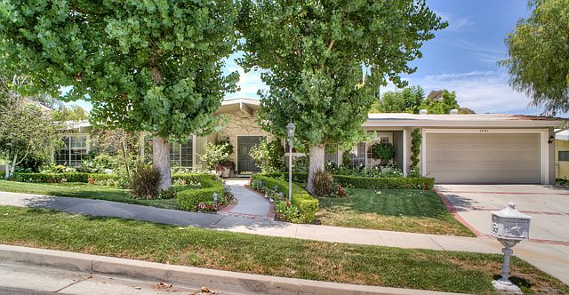 23741 Killion St, Woodland Hills, CA 91367 | Zillow