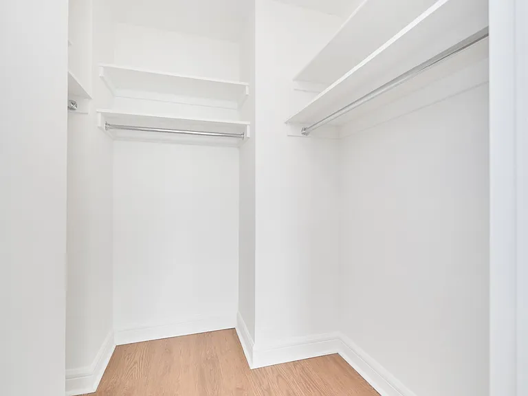 160 Riverside Blvd #16P — Photo 13