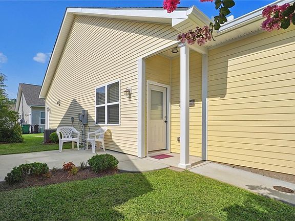 3rd image of 3020 Dundee Loop S