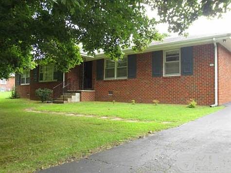 1st image of 102 Louise Dr