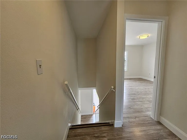 864 Courtington Ln #12 — Photo 8