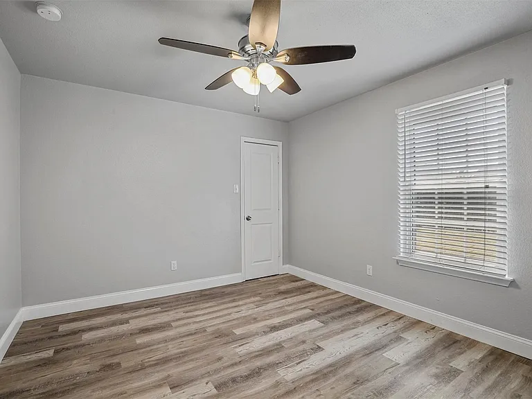 1533 Prescott Dr — Photo 9
