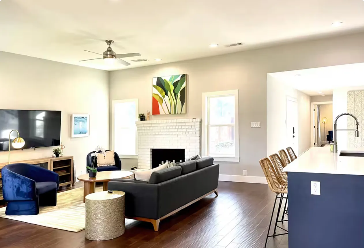 4 bed, 2464 sqft, $6,500 — Photo 3
