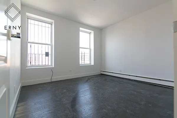 Rented by ERNY LLC | media 11