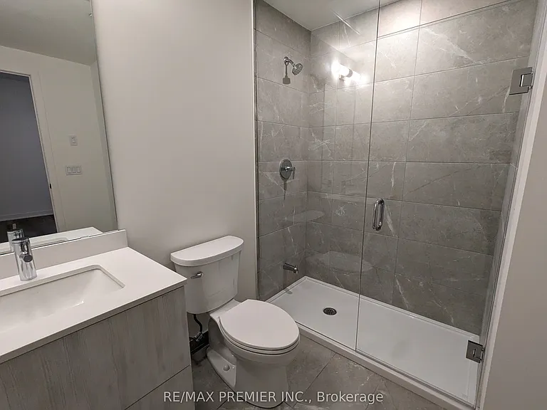11 Steckley House Ln #409 — Photo 12