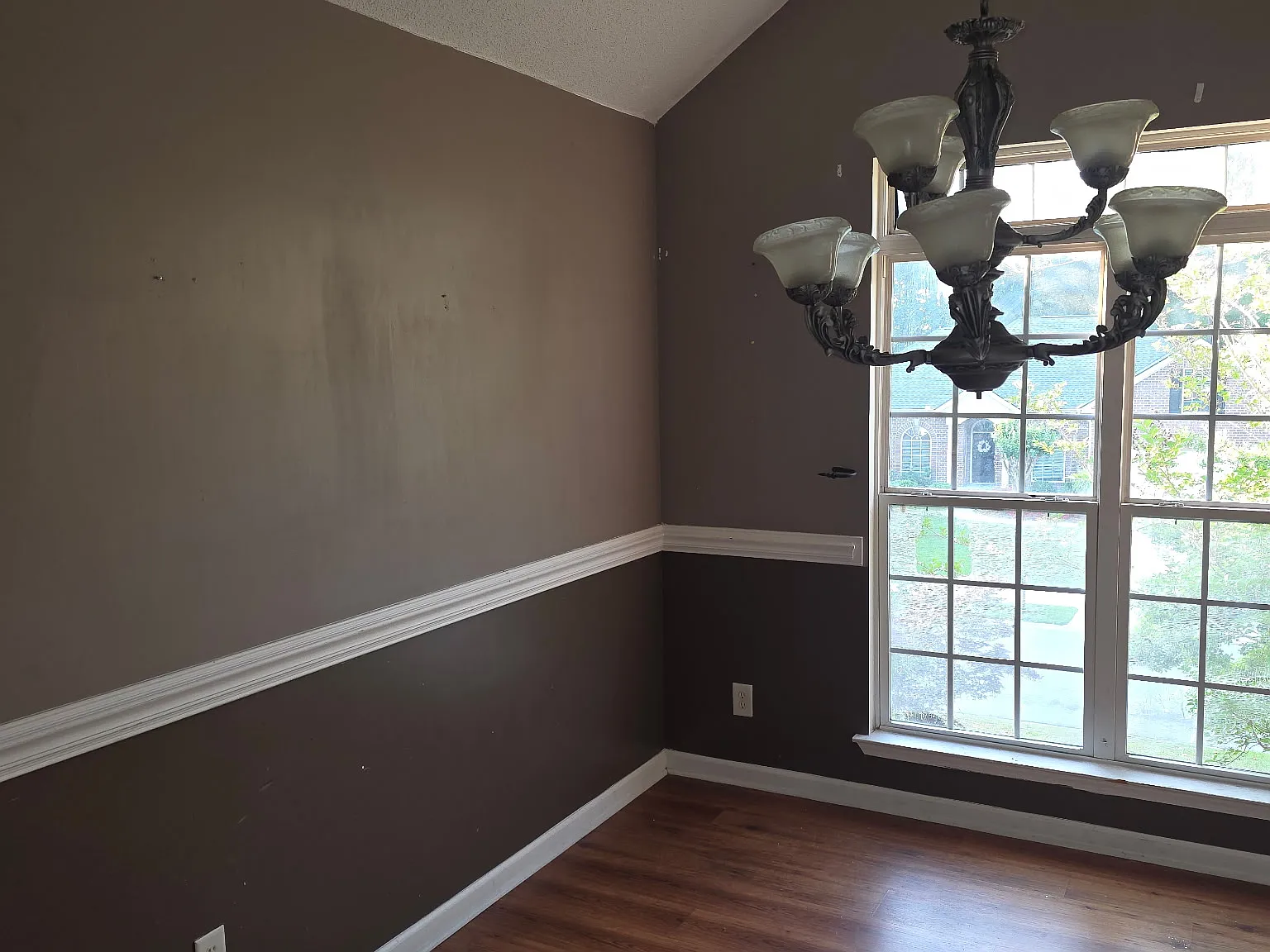 4 bed, 2784 sqft, $2,645 — Photo 4