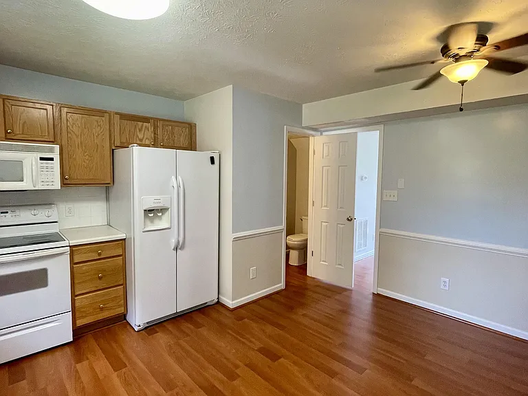 1069 Blue Ridge View Cir — Photo 10