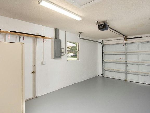 Ultra Clean Garage