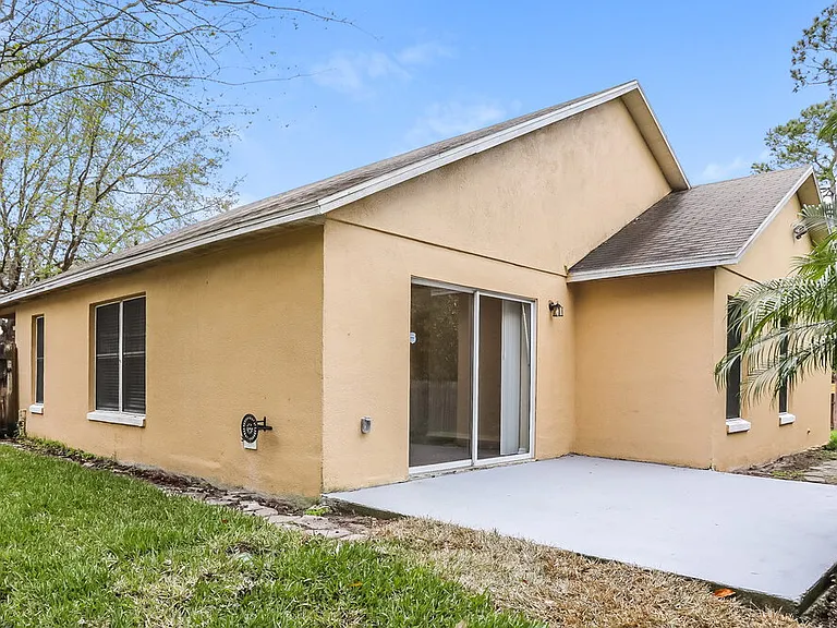 13709 Valleybrooke Ln — Photo 15