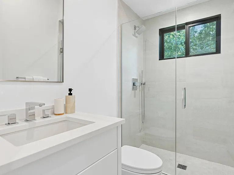 17 White Oak Ln — Photo 9