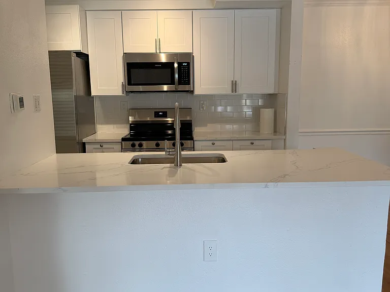 5304 W Kennedy Blvd #207 — Photo 3