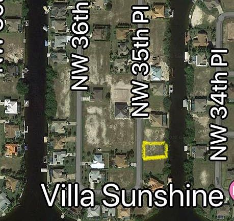 5th image of 411 NW 35th Pl