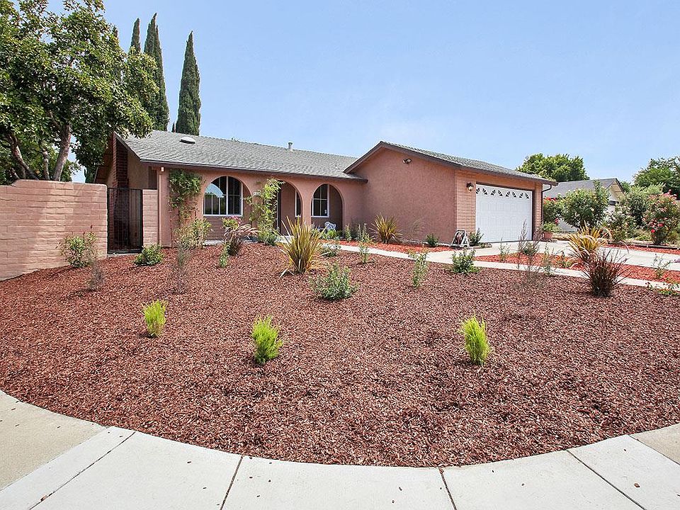 1st image of 5852 Moraga Ave