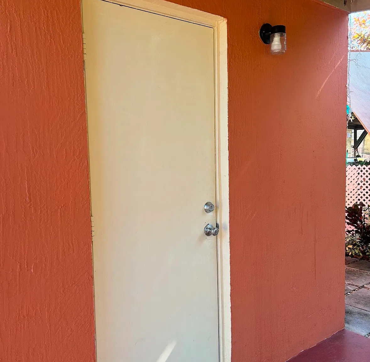 1 bed, 150 sqft, $1,100 — Photo 4
