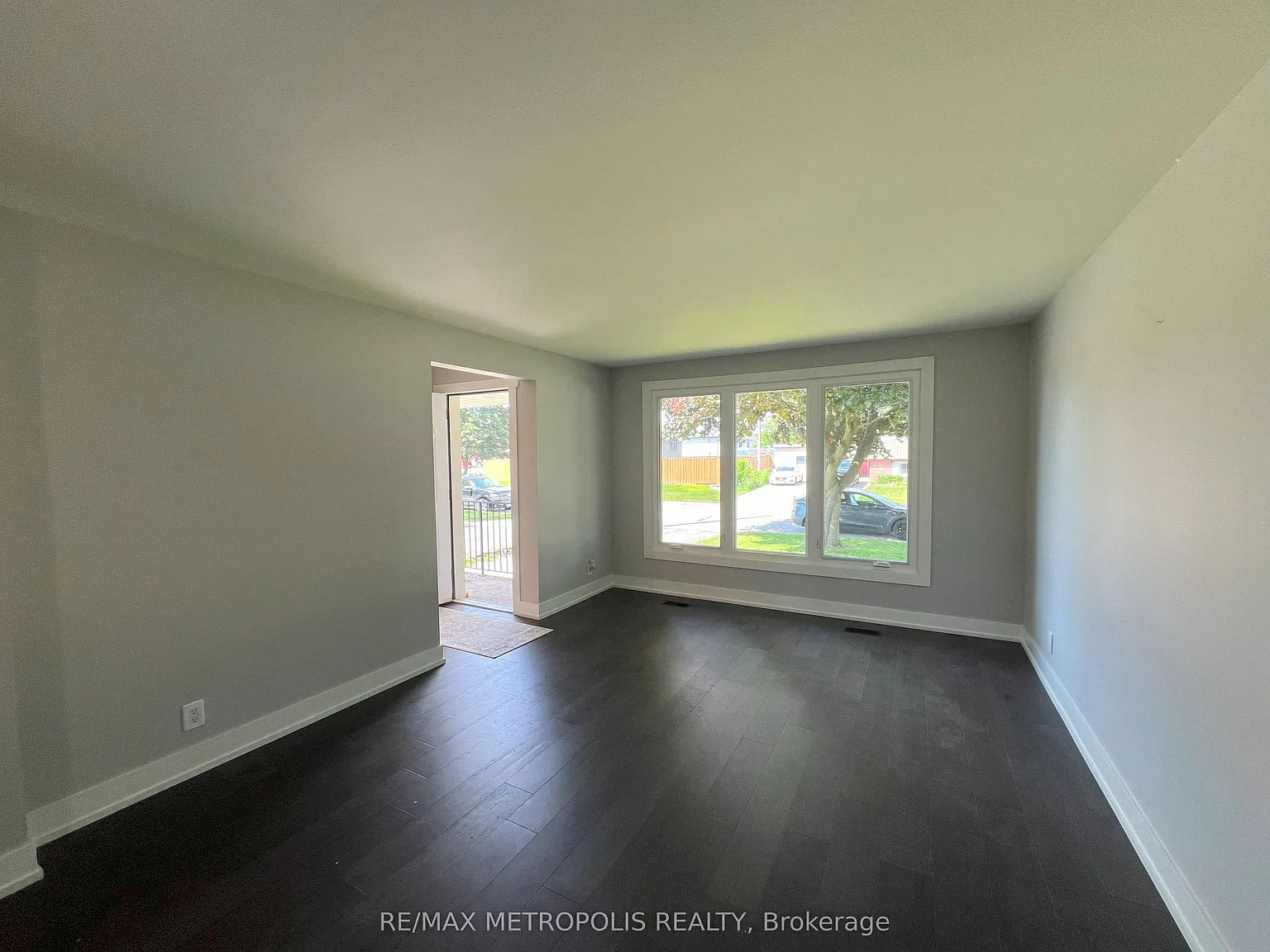 3 bed, $2,500 — Photo 3