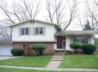 1825 Windsor Ln, Flint, MI 48507