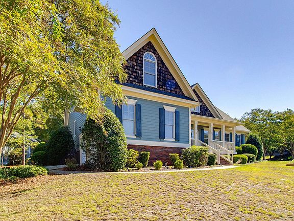 4th image of 100 Avington Ln