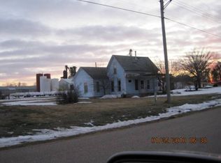 508 E Oak St, Harvard, NE 68944