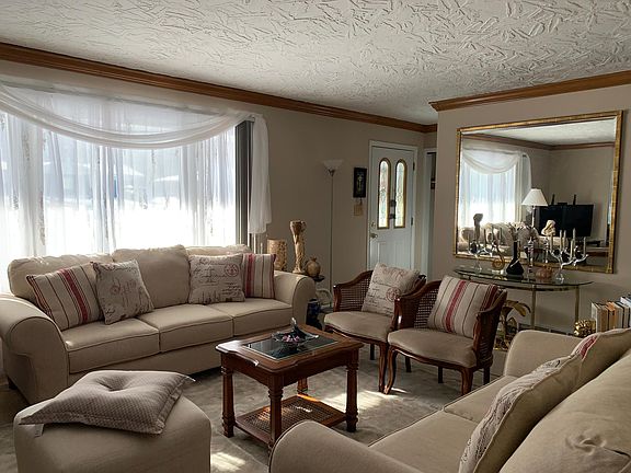 4th image of 28845 Serenity Ln