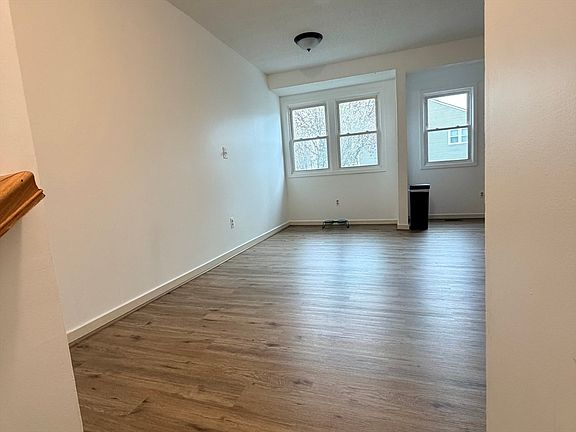 5th image of 23 Marion Rd #B
