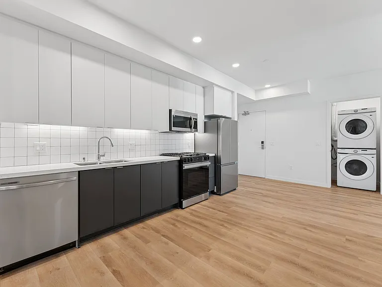 Onyx on Park — Photo 15