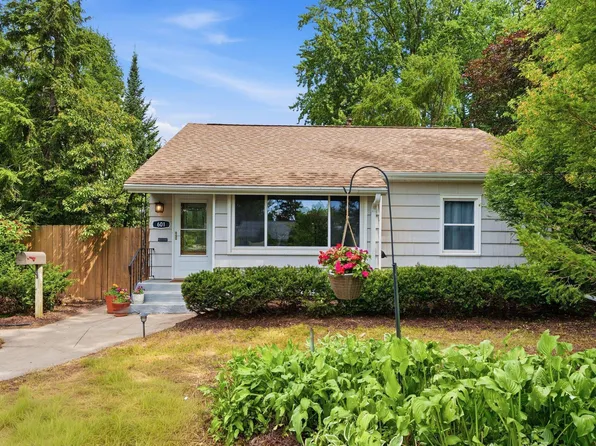 601 Iowa Ave E, Saint Paul, MN 55130