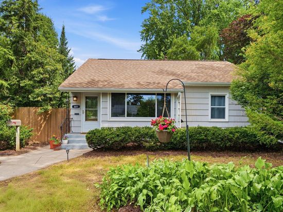 601 Iowa Ave E, Saint Paul, MN 55130