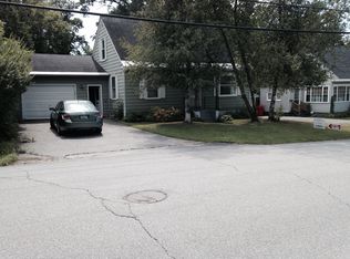 8 Lakeview Ter, Saint Albans, VT 05478