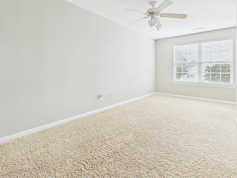 5690 Stafford Rd — Photo 17