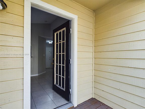 3rd image of 8647 Mallard Reserve Dr Unit 201