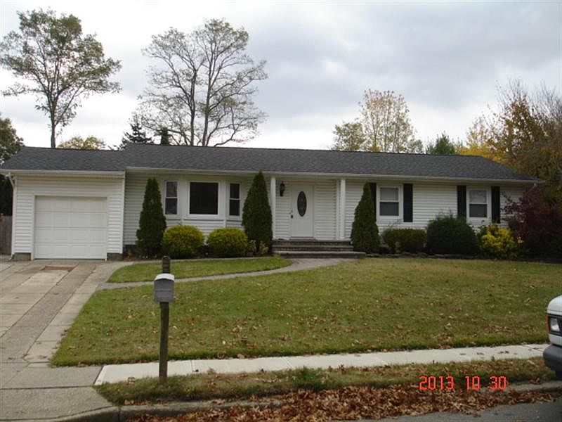 1st image of 81 Atlantic Pl