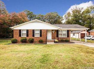 9932 Starwood Dr, Charlotte, NC 28215