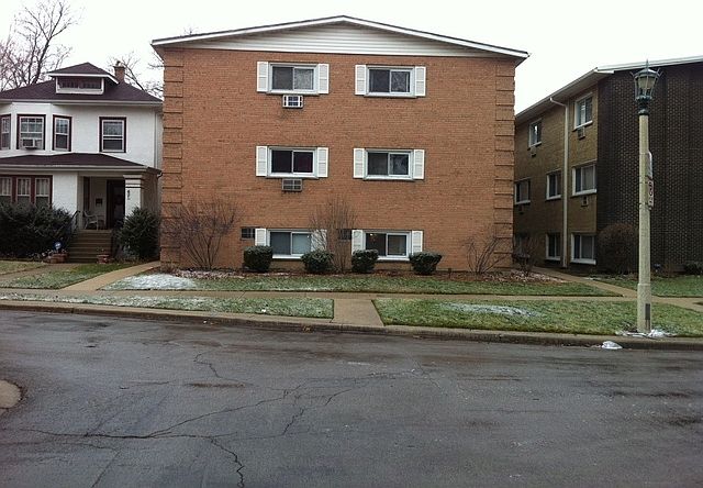 1st image of 425 S Elmwood Ave APT 2