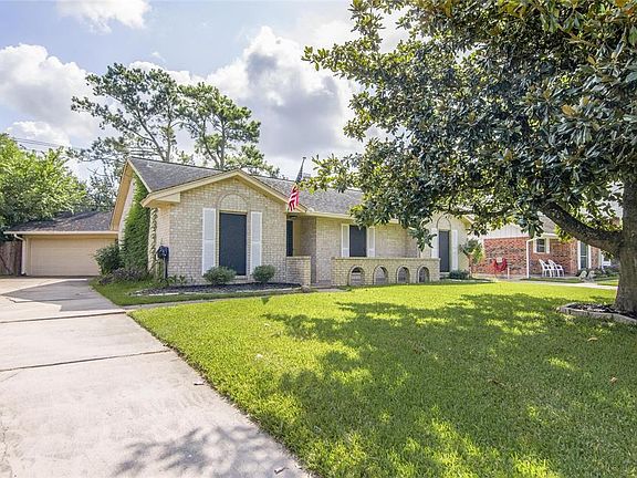 2nd image of 15407 Blackhawk Blvd