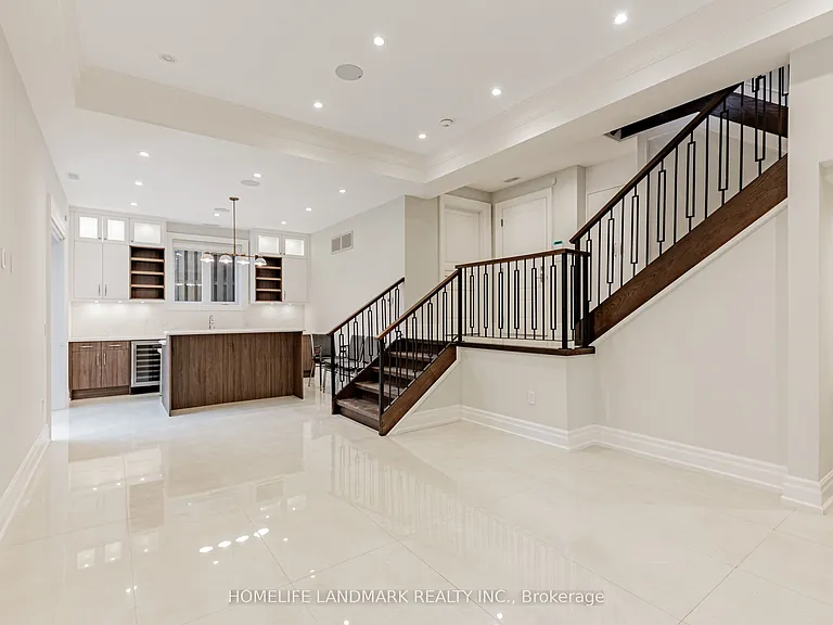 198 Empress Ave — Photo 29