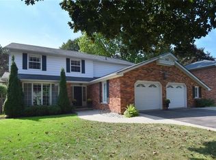 142 Marigold Ct, Hamilton, ON L9G 3M3