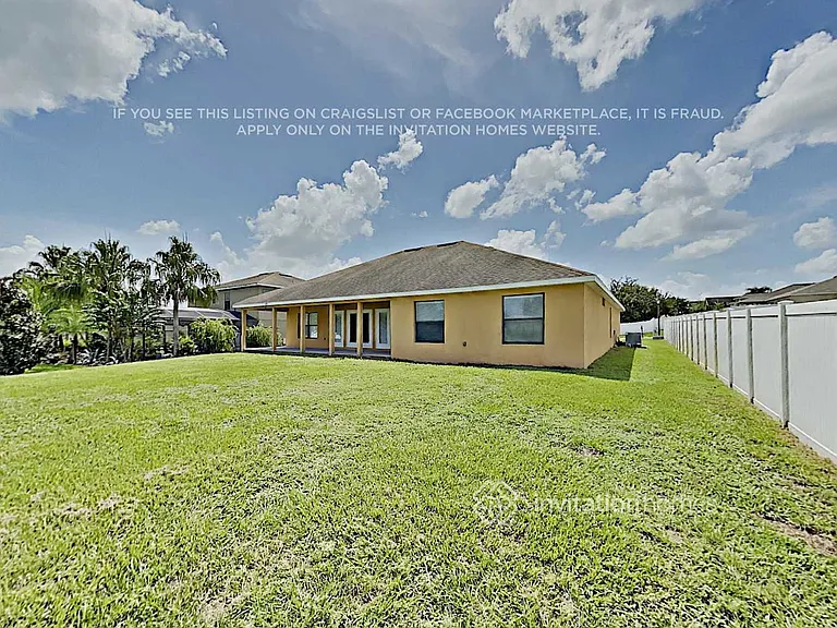 1714 Garden View St — Photo 4