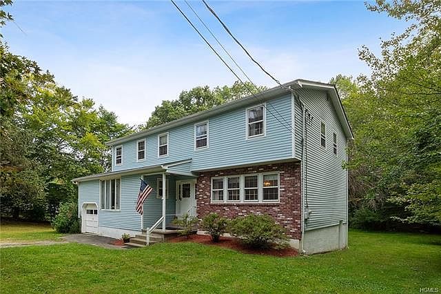 1st image of 108 Dahlia Dr