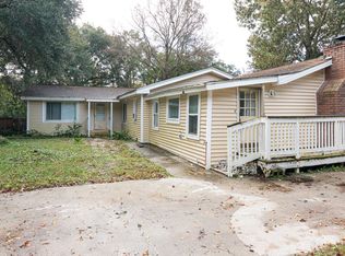 470 Maggie Rd, Mount Pleasant, SC 29464