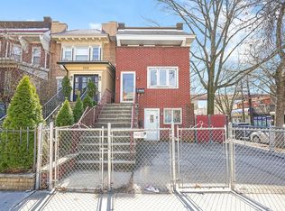 2502 Ditmars Blvd, Long Island City, NY 11105