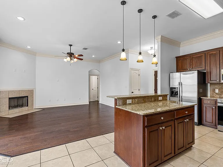 6484 Soda Point Dr — Photo 25